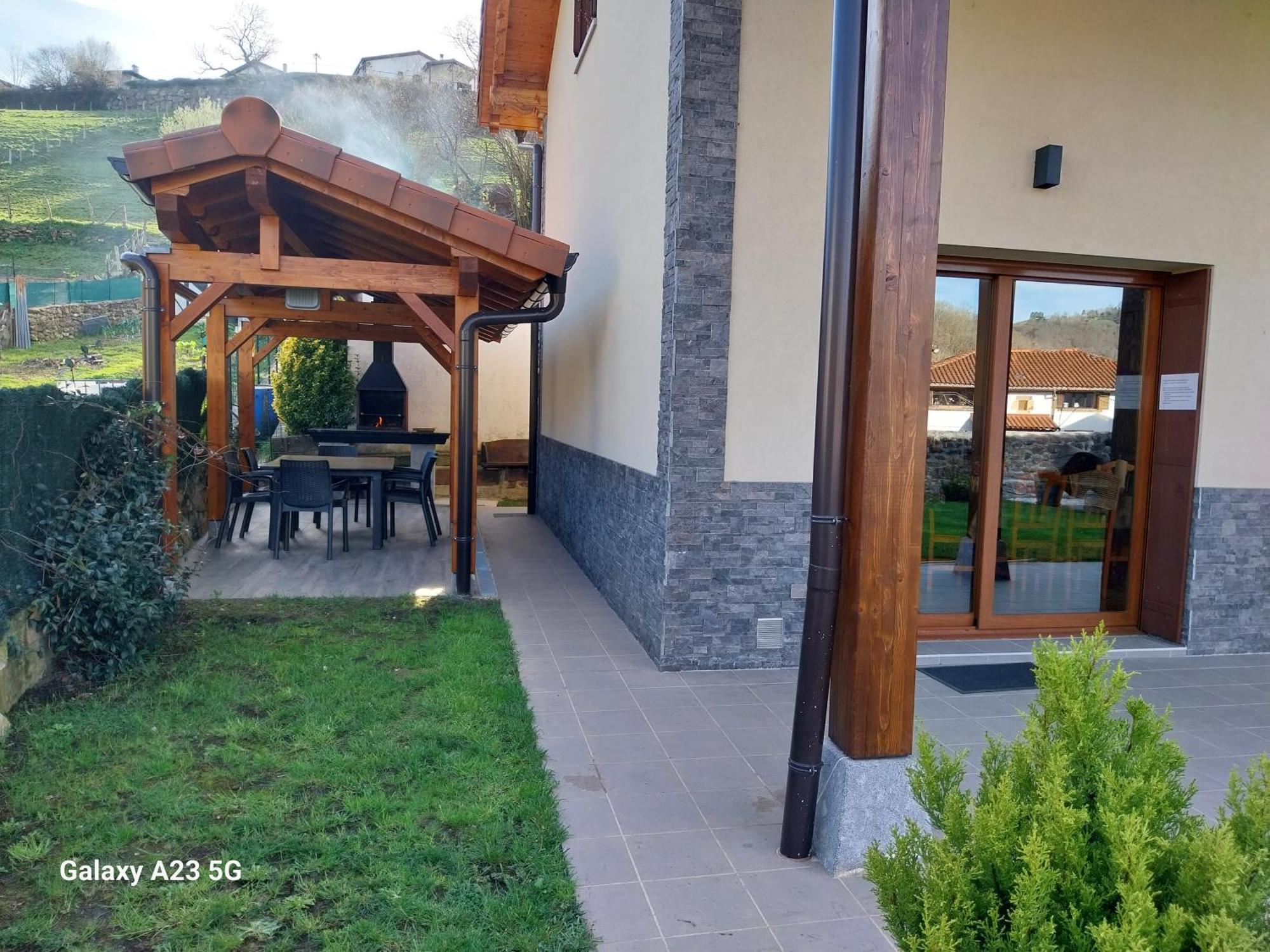 Argixti Guest House Sumbilla Exterior photo